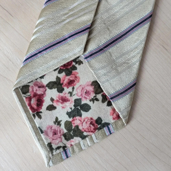 🇬🇧PAUL  SMITH silk tie, cream with blue lines - Picture 5 of 8